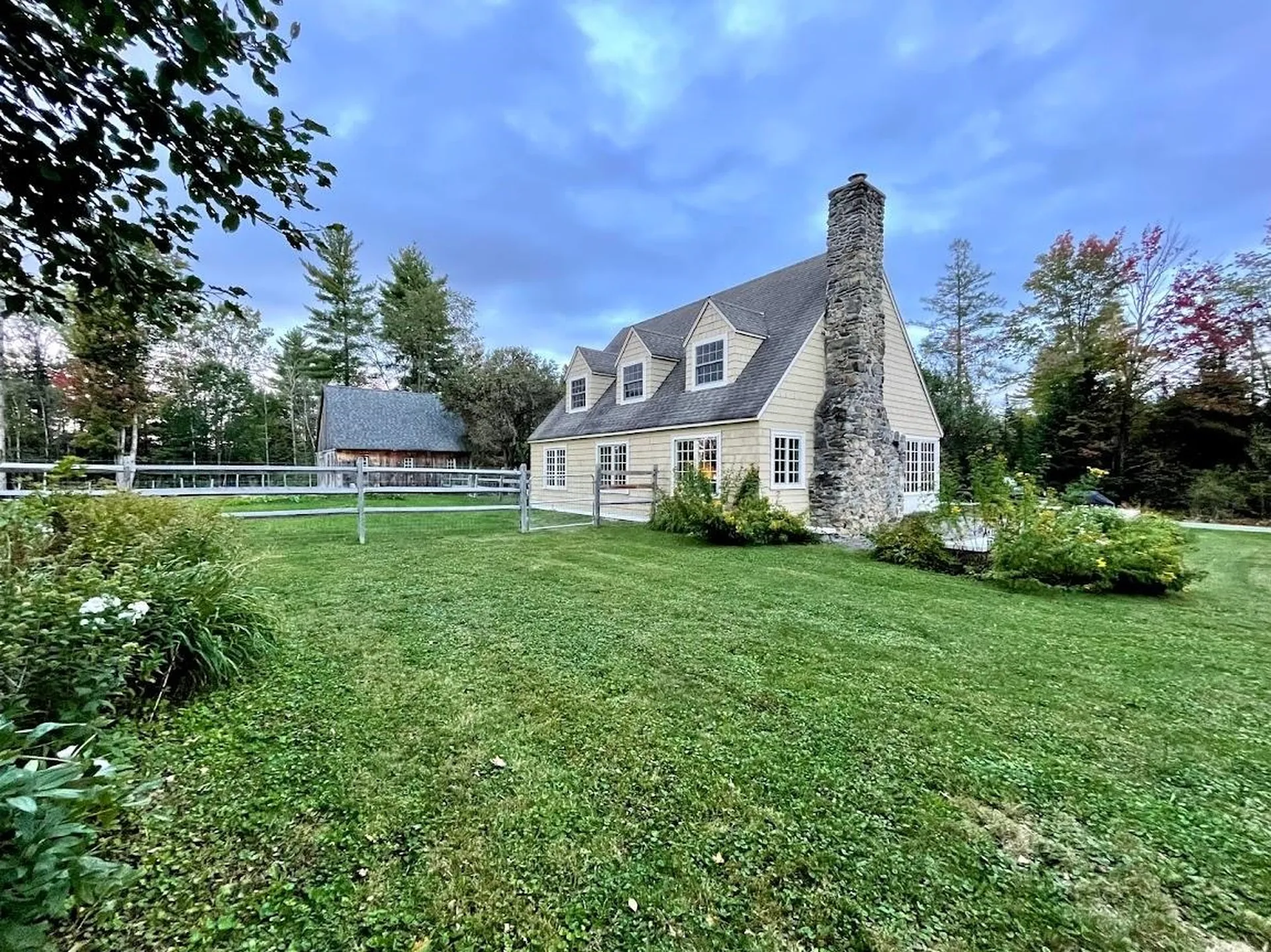 30 Mcmahon Drive Whitefield NH 03598