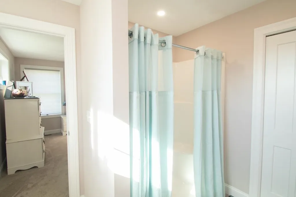 76 Sunningdale Drive Somersworth NH 03878