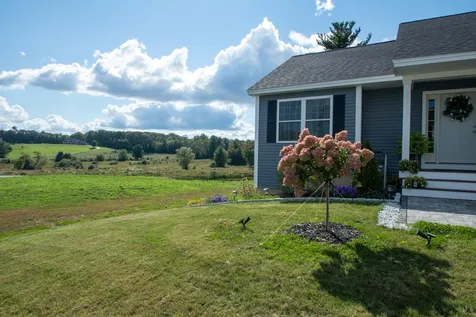 76 Sunningdale Drive Somersworth NH 03878