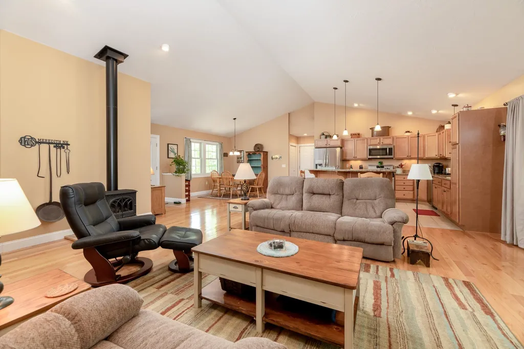 4 Clover Ridge Road Meredith NH 03253