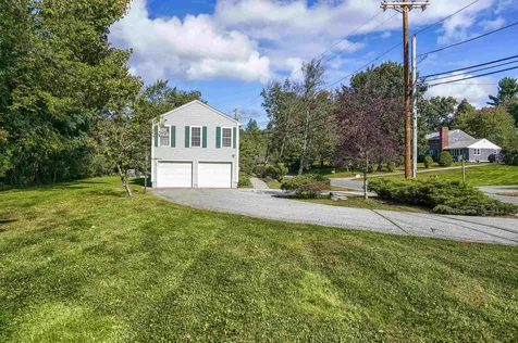 67 Butler Street Salem NH 03079