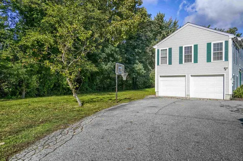 67 Butler Street Salem NH 03079