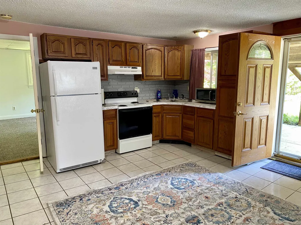 114 Hurricane Road Belmont NH 03220