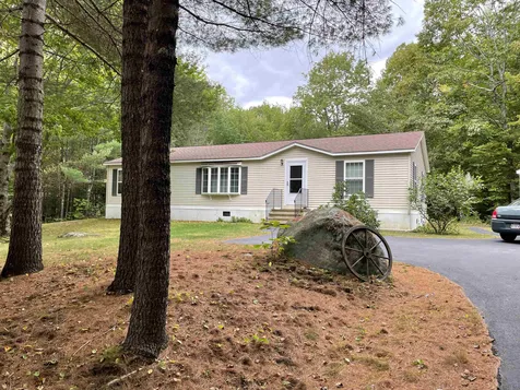 14 Moultrie Drive Wolfeboro NH 03894