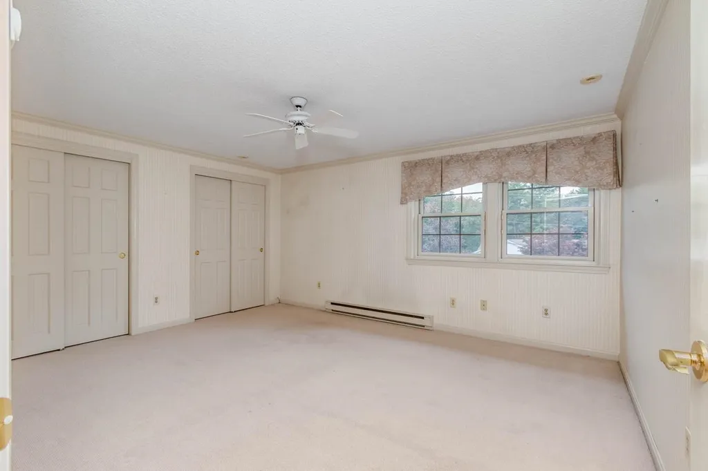 744 Coral Avenue Manchester NH 03104