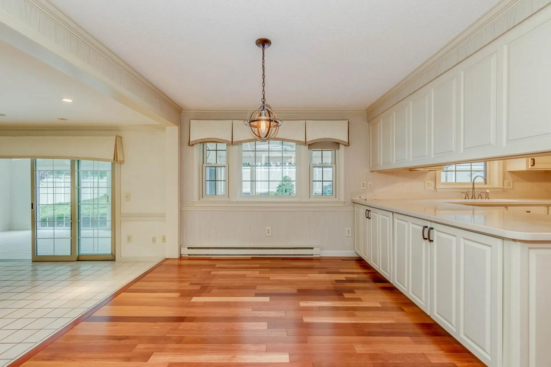 744 Coral Avenue Manchester NH 03104