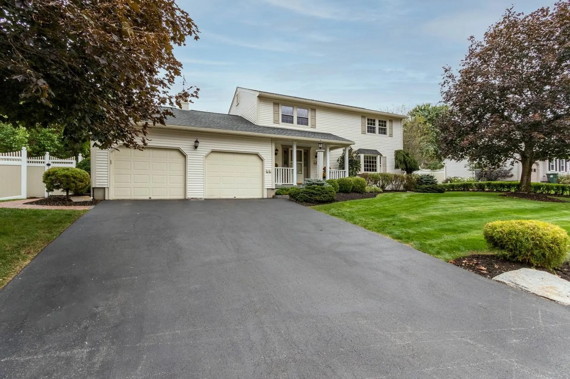 744 Coral Avenue Manchester NH 03104