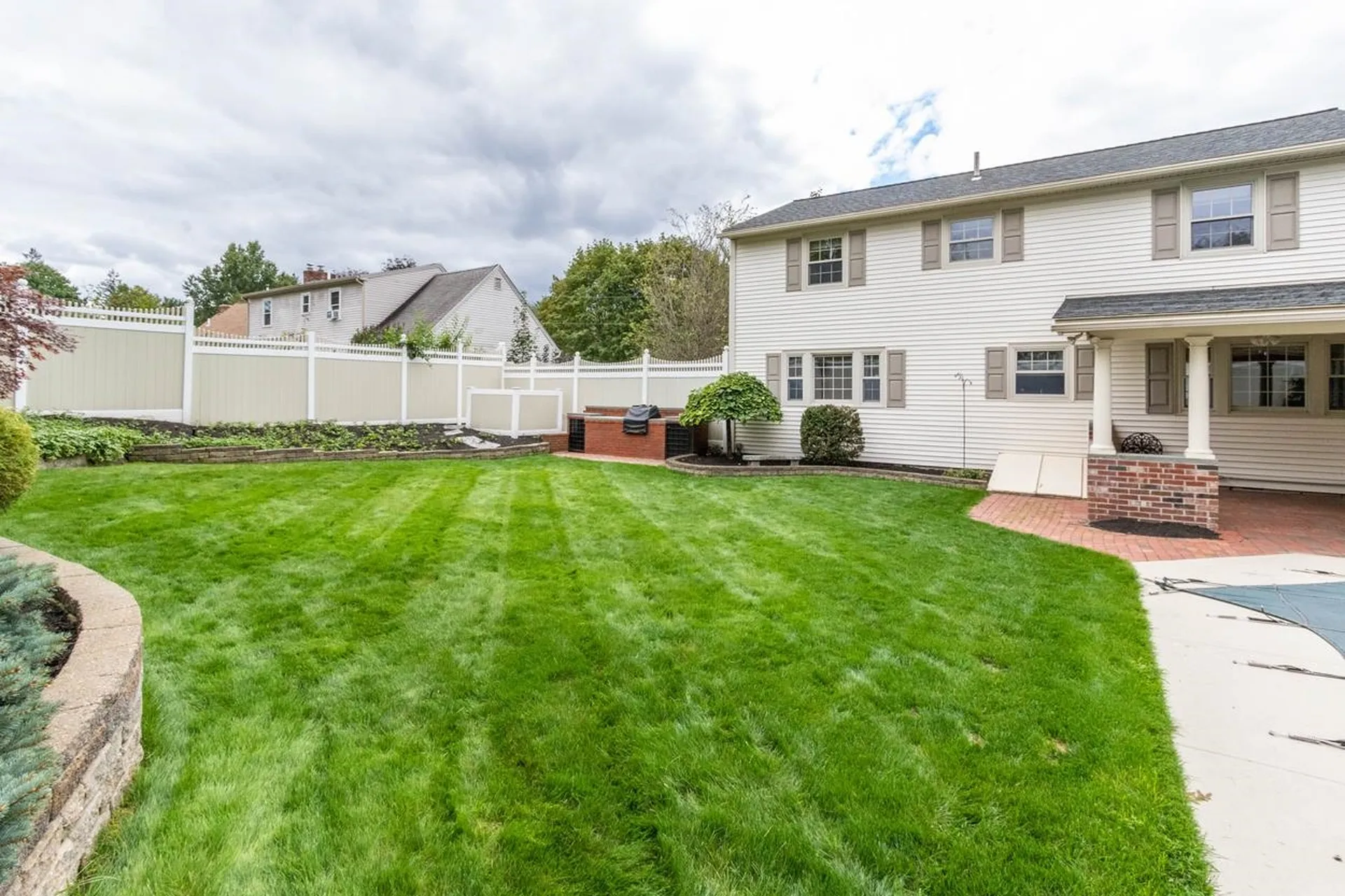 744 Coral Avenue Manchester NH 03104