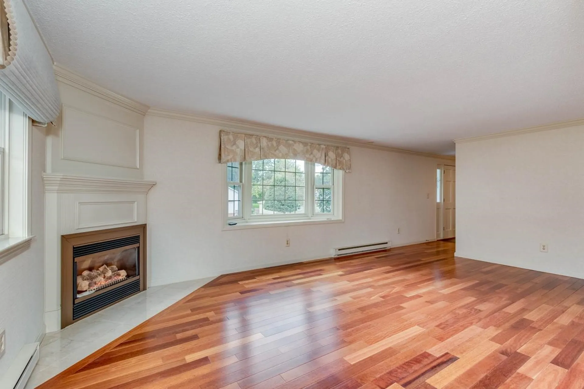 744 Coral Avenue Manchester NH 03104