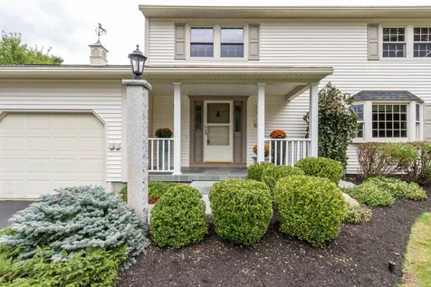 744 Coral Avenue Manchester NH 03104