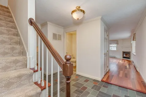 744 Coral Avenue Manchester NH 03104
