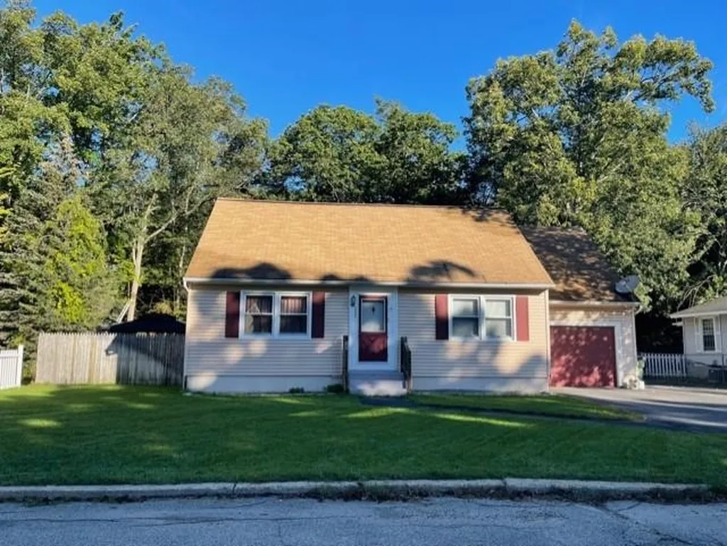 202 Westwood Drive Manchester NH 03103