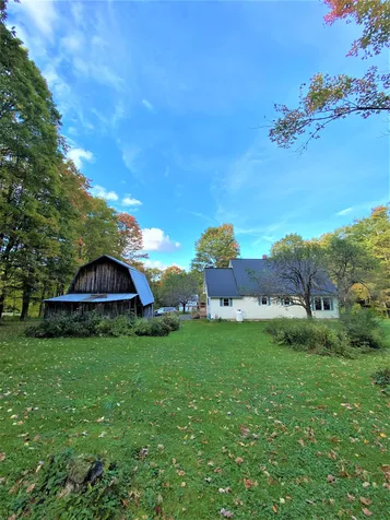 243 Hinman Road Glover VT 05839