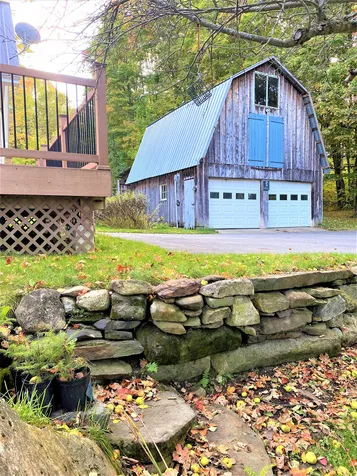 243 Hinman Road Glover VT 05839