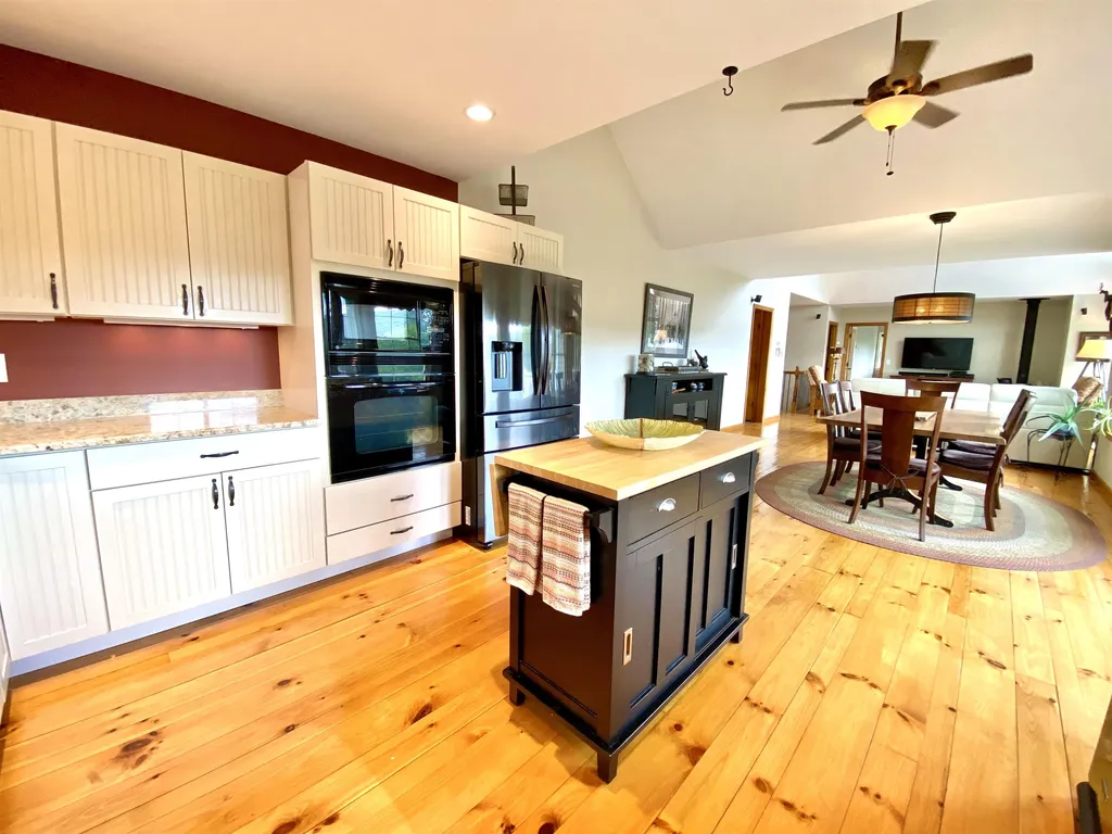 41 Ryswick Street Gilford NH 03249