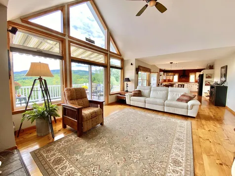 41 Ryswick Street Gilford NH 03249