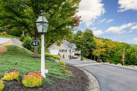 41 Ryswick Street Gilford NH 03249