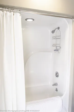 11 Palmer Drive Kensington NH 03833