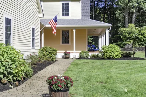 11 Palmer Drive Kensington NH 03833