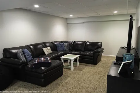11 Palmer Drive Kensington NH 03833