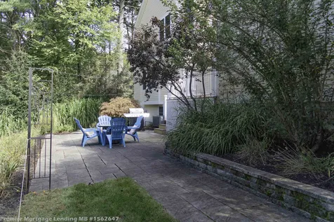 11 Palmer Drive Kensington NH 03833