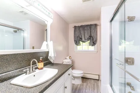 14 Acropolis Avenue Londonderry NH 03053