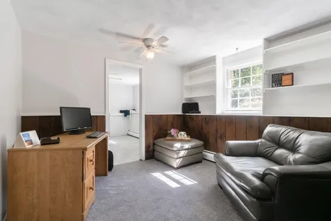 14 Acropolis Avenue Londonderry NH 03053