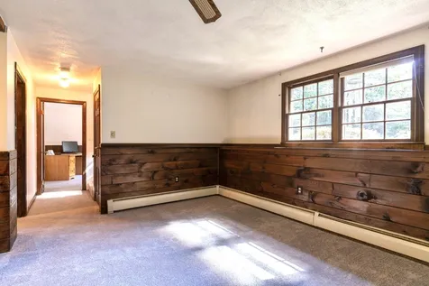 14 Acropolis Avenue Londonderry NH 03053