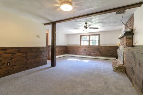 14 Acropolis Avenue Londonderry NH 03053