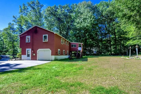 14 Acropolis Avenue Londonderry NH 03053