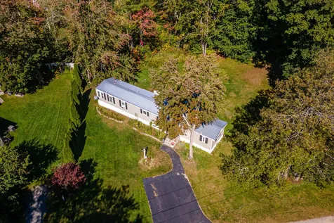 37 Bunker Lane Madbury NH 03823
