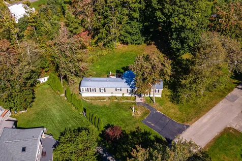 37 Bunker Lane Madbury NH 03823