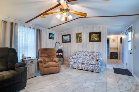 37 Bunker Lane Madbury NH 03823
