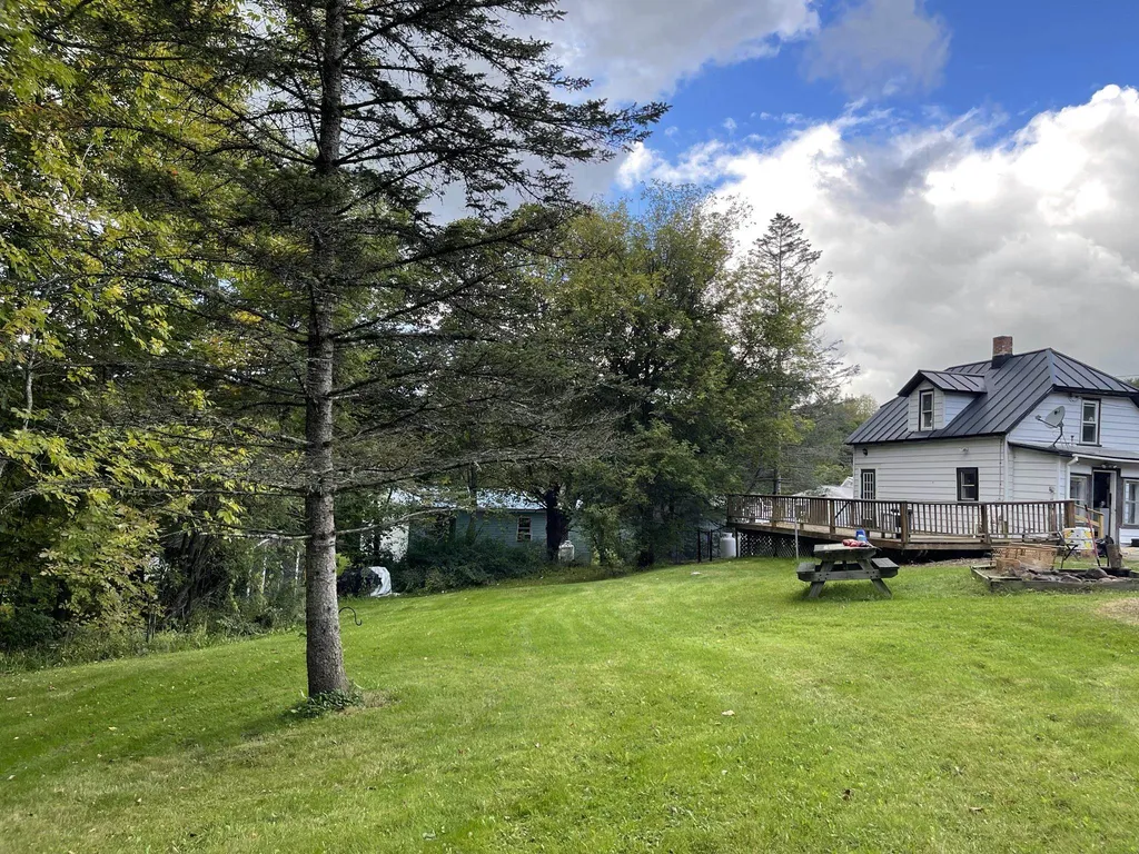 8 Brown Street Enfield NH 03748