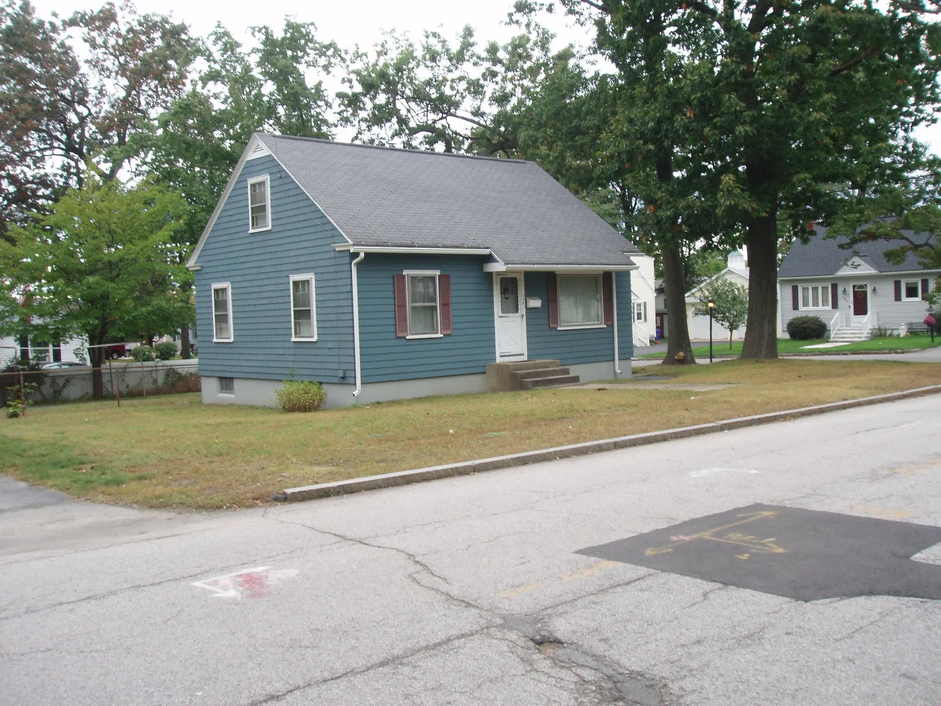 117 S Lincoln Street Manchester NH 03103-4616