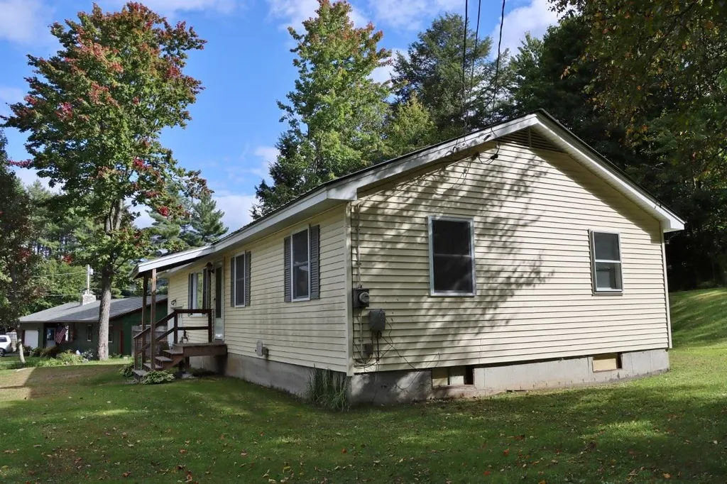 13 Hillside Road Springfield VT 05156