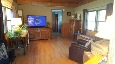 108 Lat Lane Swanzey NH 03446-2506