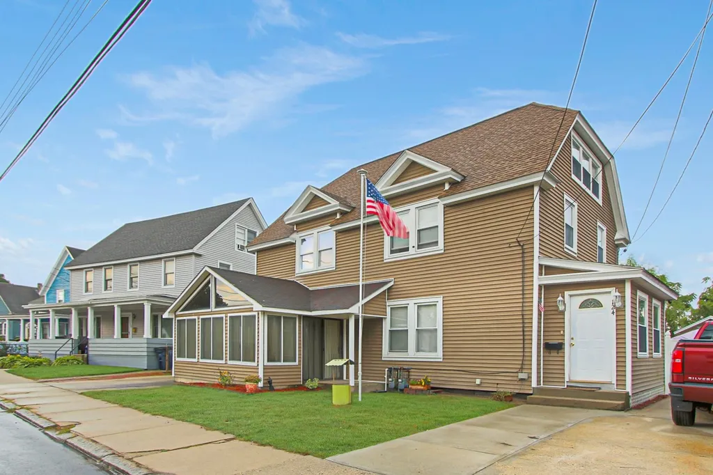 122-124 Allds Street Nashua NH 03060