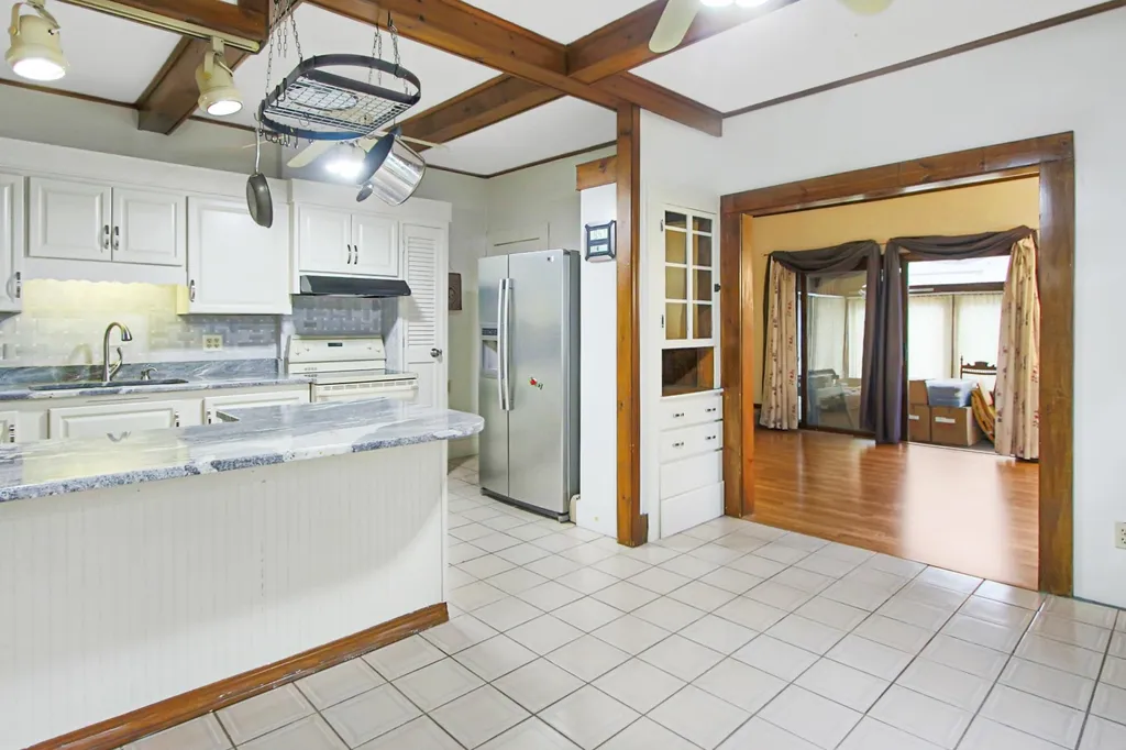 122-124 Allds Street Nashua NH 03060