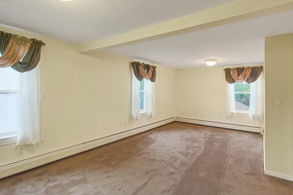 122-124 Allds Street Nashua NH 03060