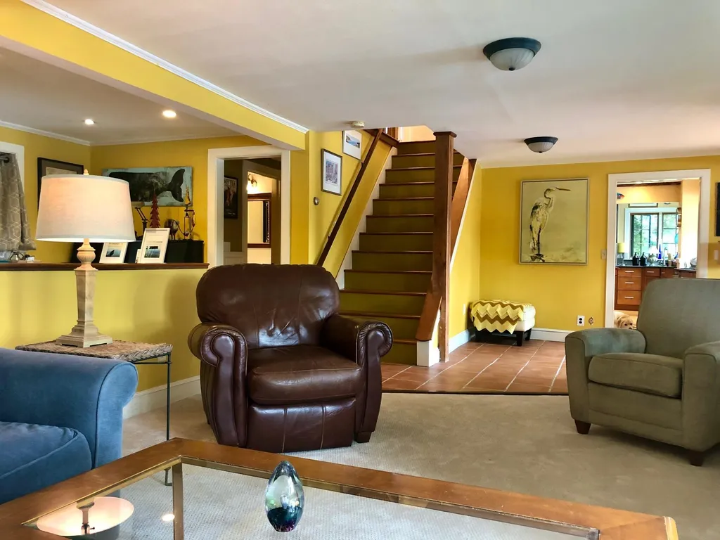 28 Maple Avenue Eliot ME 03903