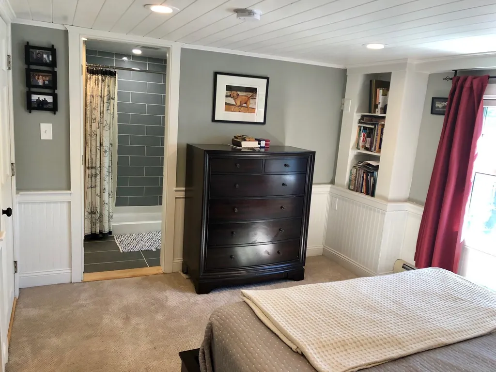 28 Maple Avenue Eliot ME 03903