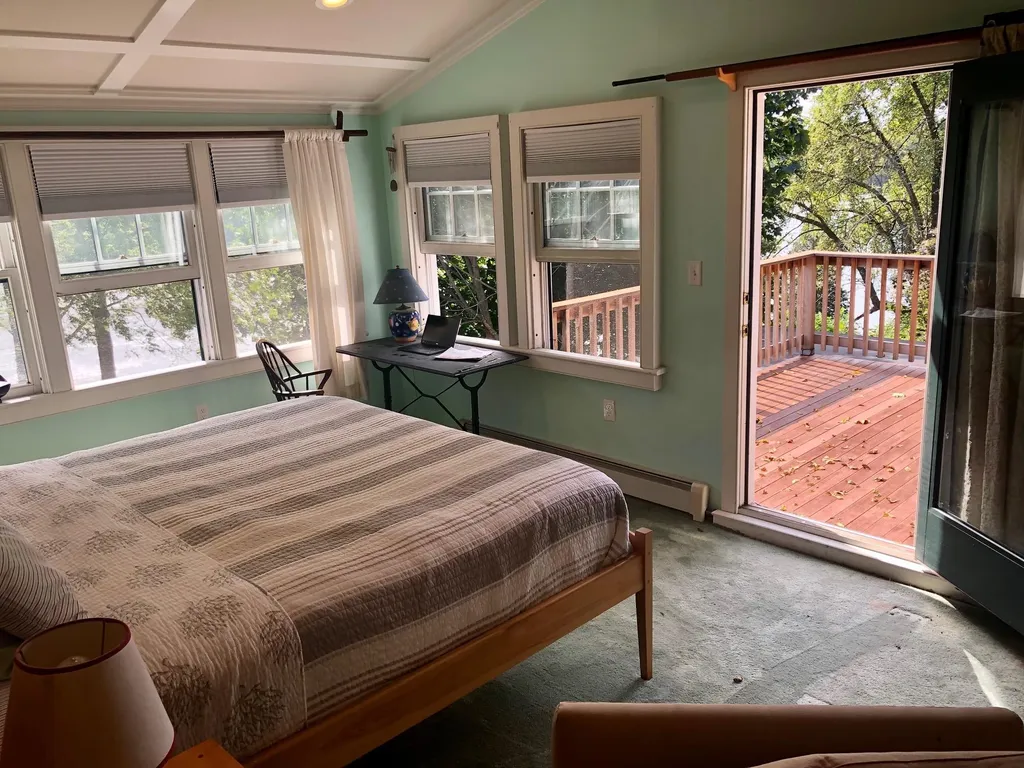 28 Maple Avenue Eliot ME 03903