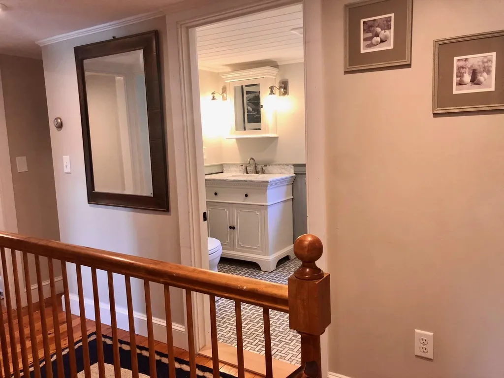 28 Maple Avenue Eliot ME 03903