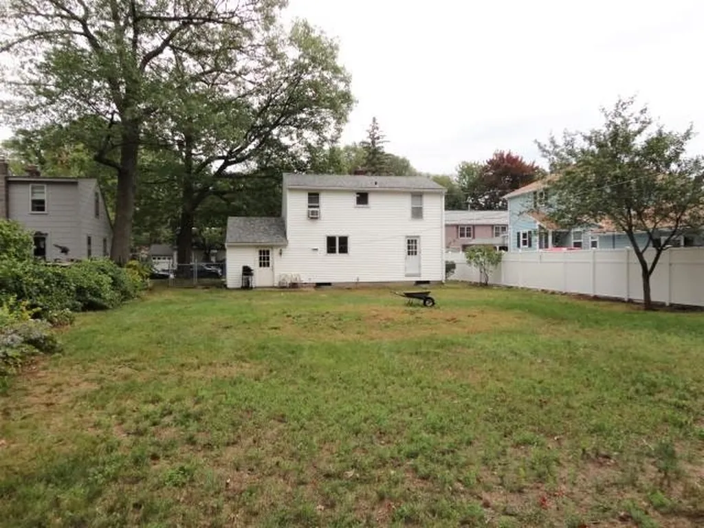 94 Woodbury Road Burlington VT 05408