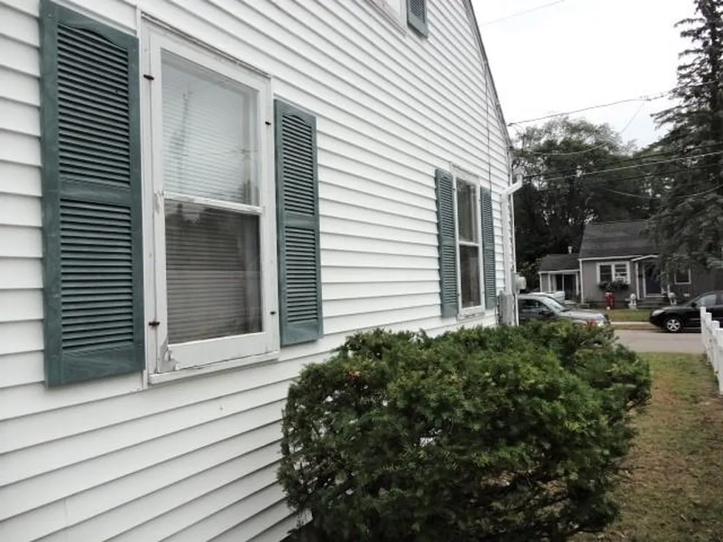 94 Woodbury Road Burlington VT 05408