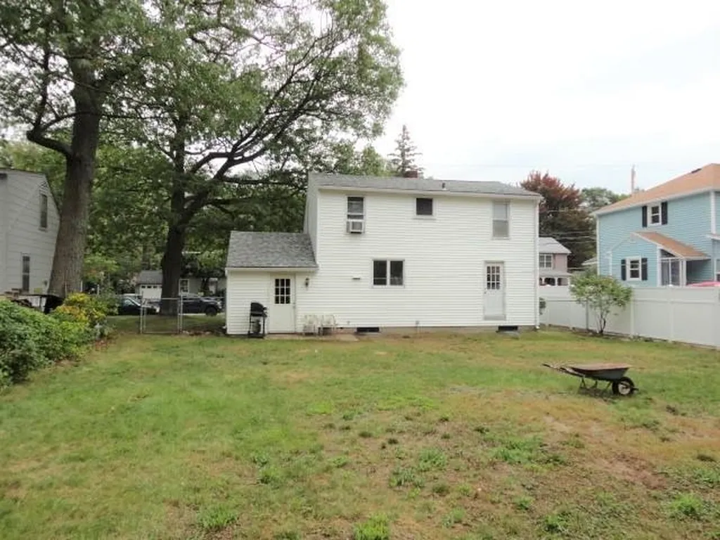 94 Woodbury Road Burlington VT 05408