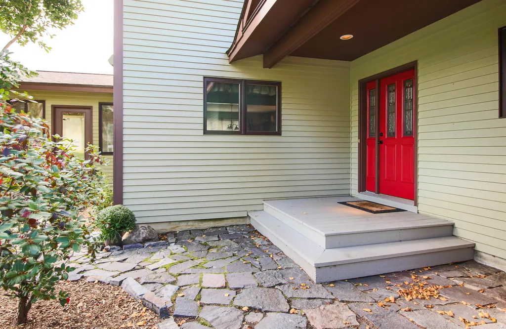 140 West Shore Road Grand Isle VT 05458
