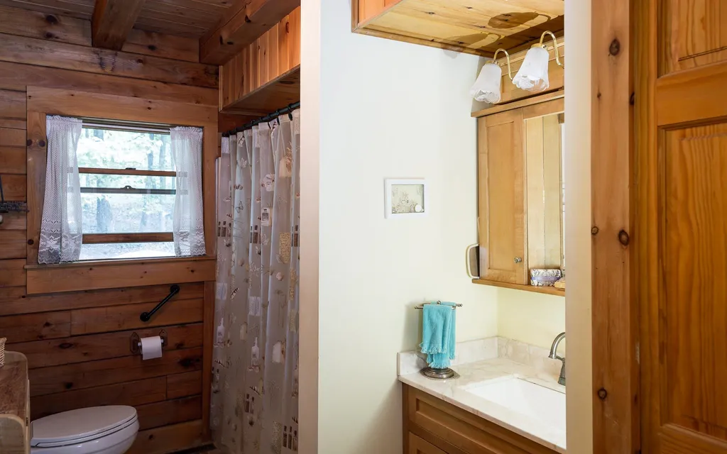 33 Carpenter Hill Road Walpole NH 03608