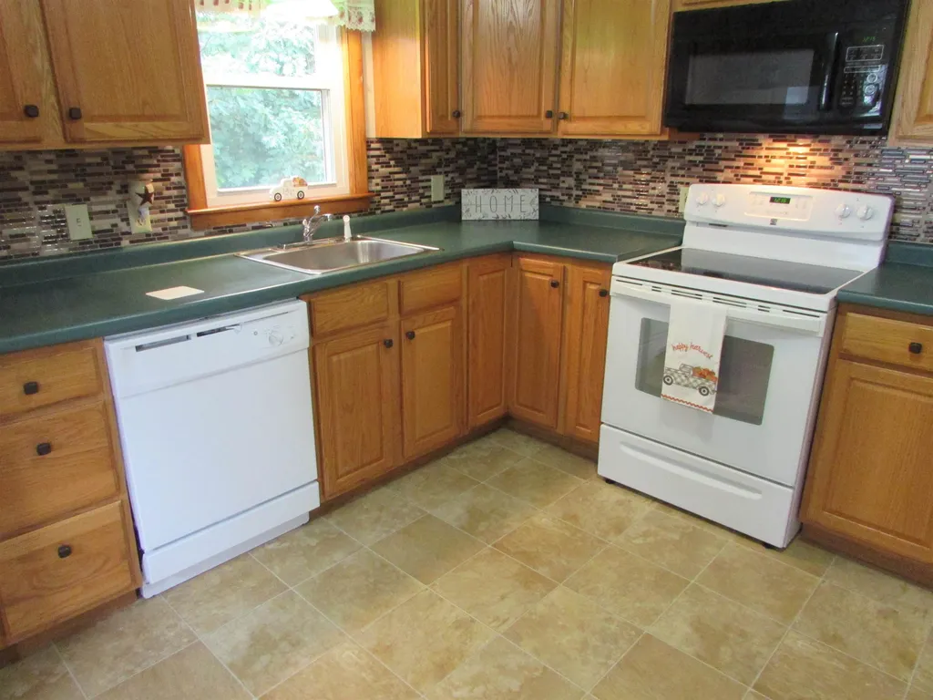 2 Great Falls Avenue Rochester NH 03867